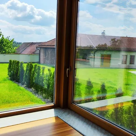 Apartmany Dacice Exterior photo