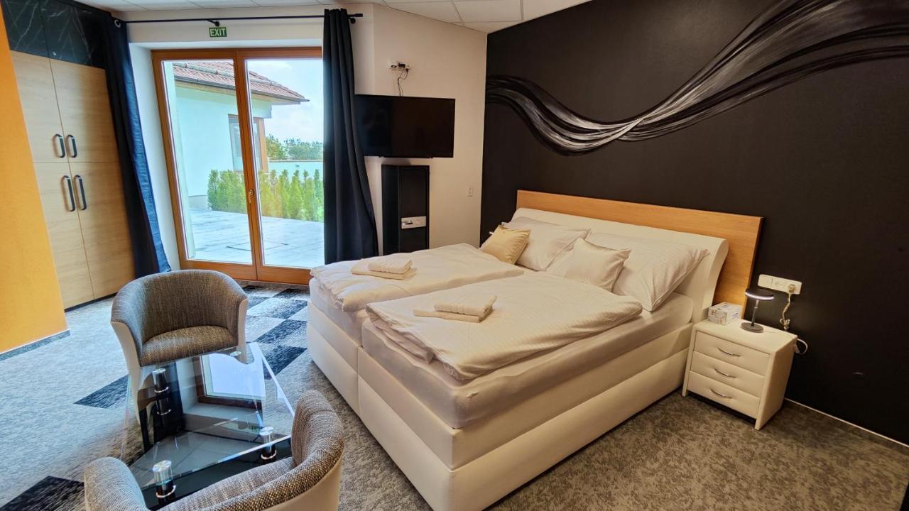 Apartment Apartmany Dacice Dacice